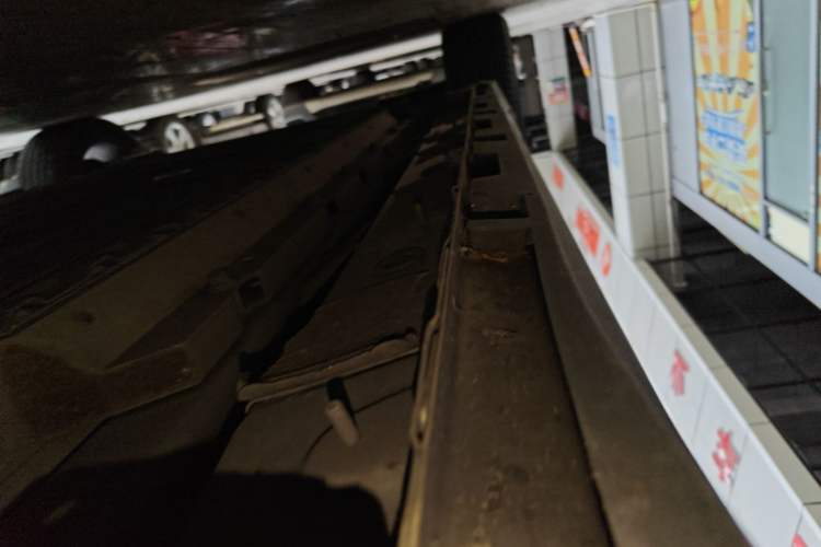 Used AION Y 2022 Plus 70 Enjoy Edition Right Side Sill