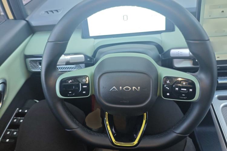 Used AION Y 2022 Plus 70 Smart Edition Steering Wheel