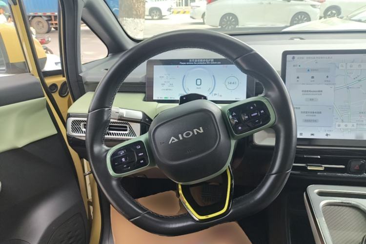 Used AION Y 2022 70 Tech Edition Lithium Iron Phosphate Steering Wheel