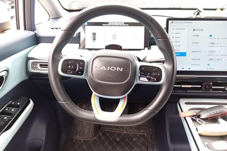 Used AION Y 2022 Plus 70 Tech Edition Steering Wheel
