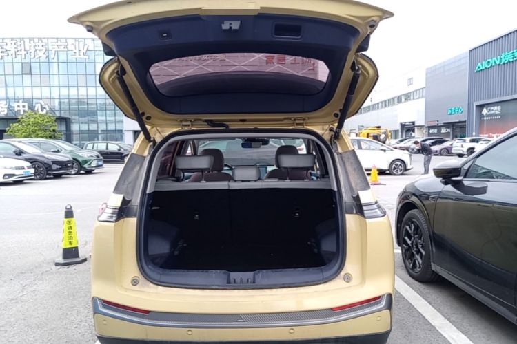 Used AION Y 2022 Plus 70 Tech Edition Trunk