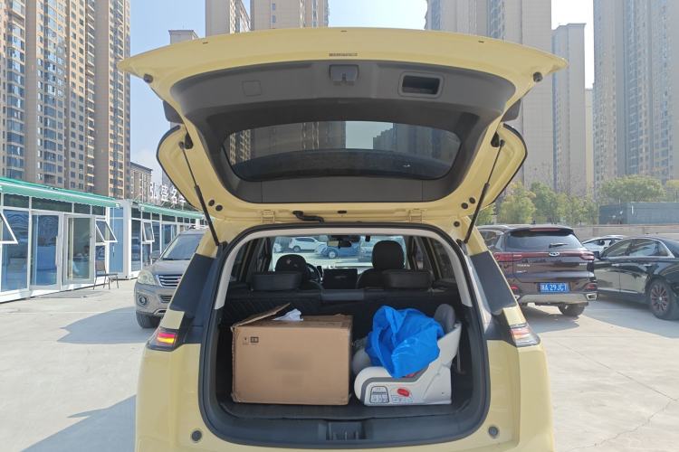 Used AION Y 2022 Plus 80 Smart Edition Trunk