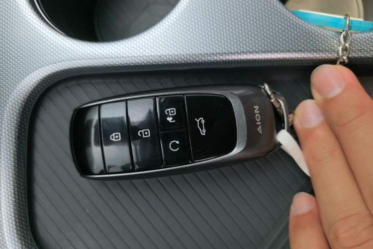 Used AION Y 2022 Plus 70 Smart Edition Vehicle Key