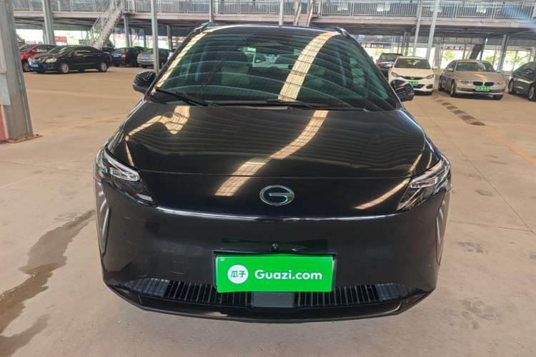 Used AION Y 2023 Plus 510 Tech Edition Front