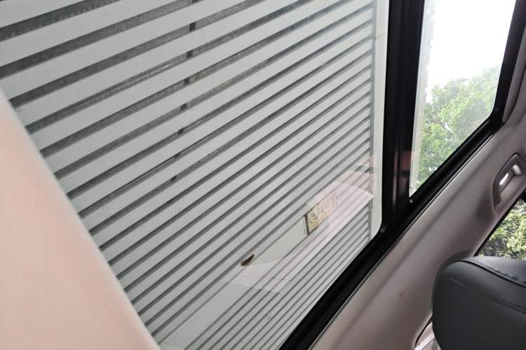 Used AION Y 2023 Plus 510 Smart Edition Headliner