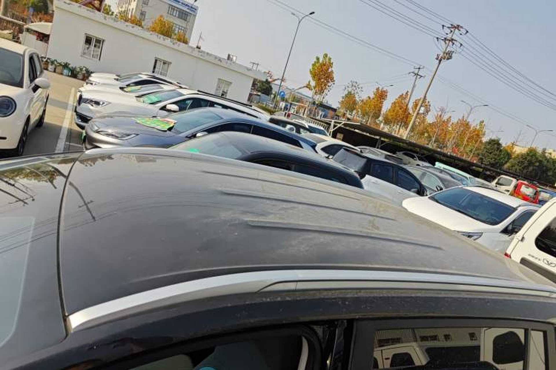 Used AION Y 2023 Plus 510 Enjoy Edition Roof