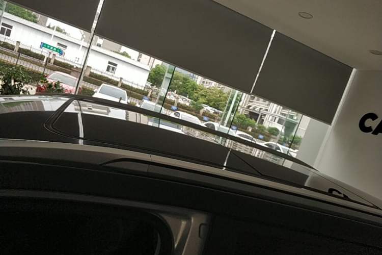 Used AION Y 2023 Younger Star Edition Roof