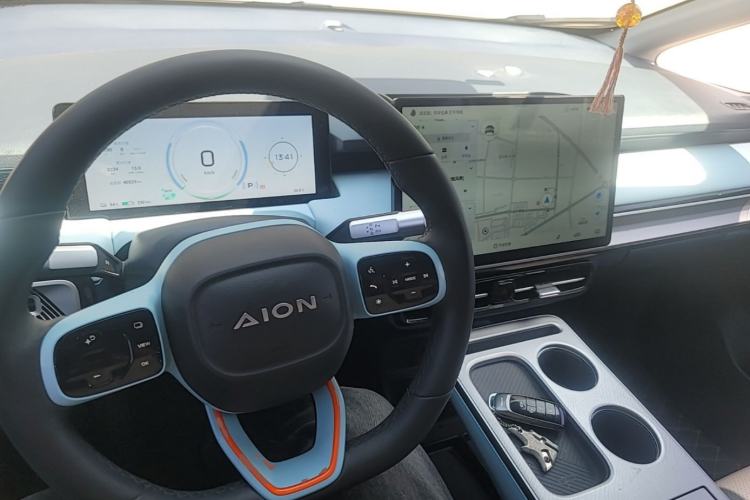 Used AION Y 2023 Younger Center Console