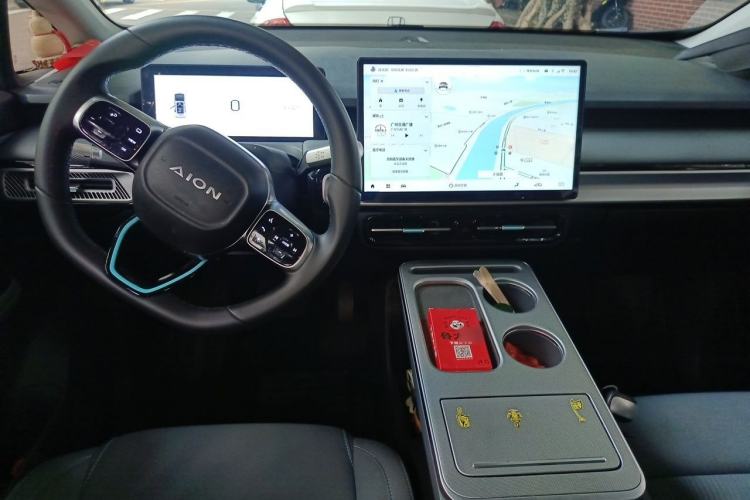 Used AION Y 2023 Younger Center Console