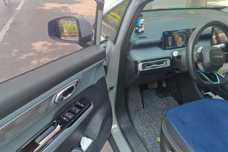 Used AION Y 2023 Plus 510 Smart Edition Driver Seat