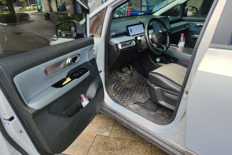 Used AION Y 2023 Younger Driver Seat