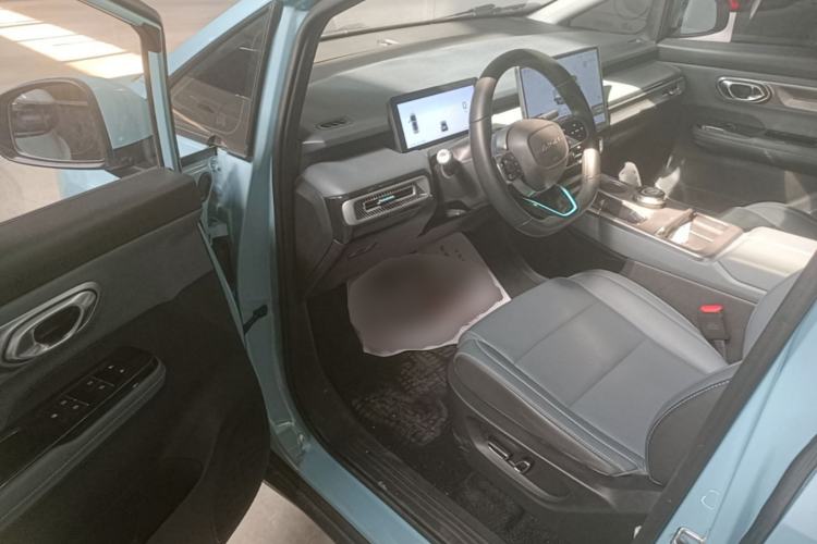 Used AION Y 2023 Younger Star Edition Driver Seat