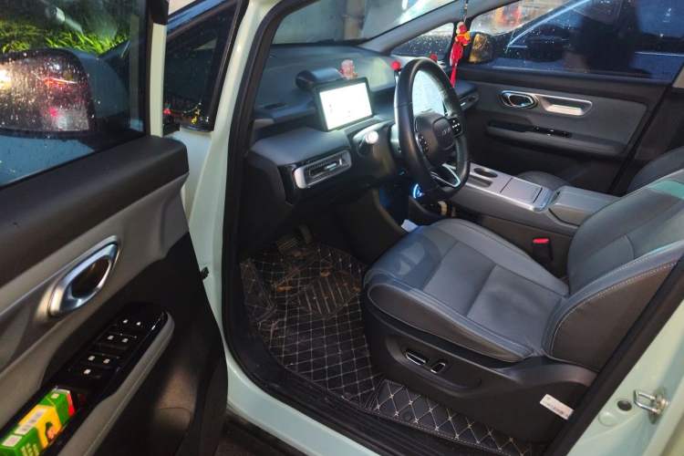 Used AION Y 2023 Plus 510 Smart Edition Driver Seat
