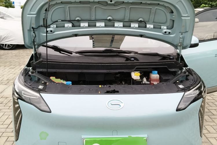 Used AION Y 2023 Younger Engine Bay
