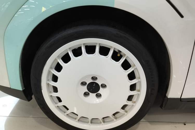 Used AION Y 2023 Plus 510 Enjoy Edition Exterior 4