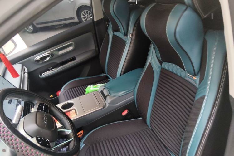 Used AION Y 2023 Y Business Edition Left Front Seat