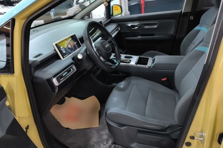 Used AION Y 2023 Plus 510 Enjoy Edition Left Front Seat