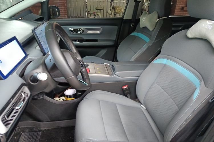 Used AION Y 2023 Younger Left Front Seat