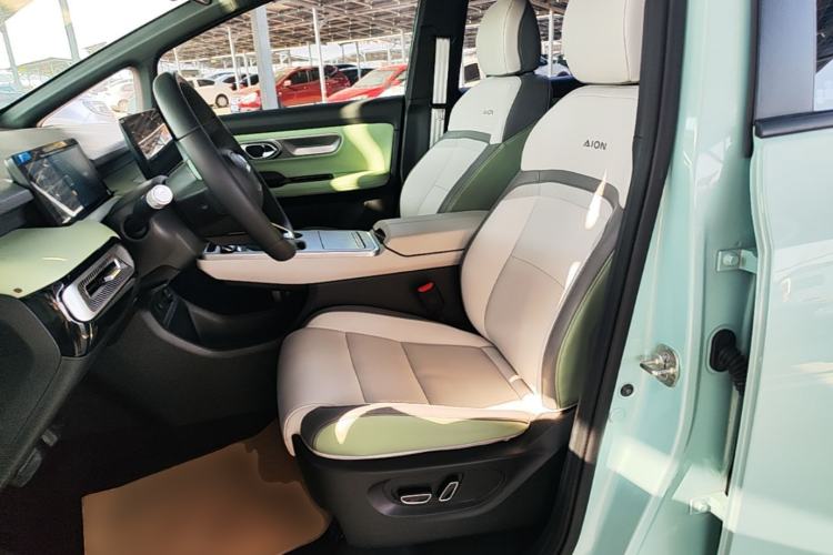 Used AION Y 2023 Plus 510 Smart Edition Left Front Seat