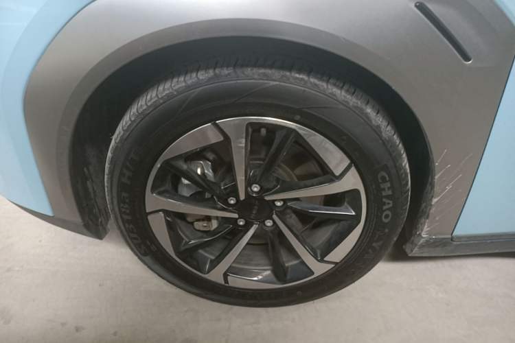Used AION Y 2023 Younger Star Edition Left Front Wheel Hub