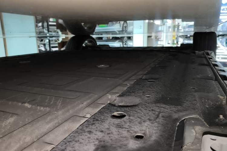 Used AION Y 2023 Plus 510 Enjoy Edition Left Side Sill