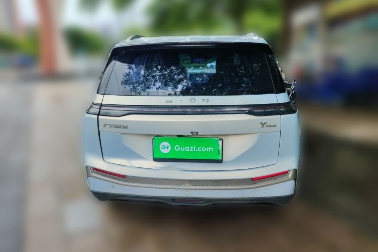 Used AION Y 2023 Younger Rear
