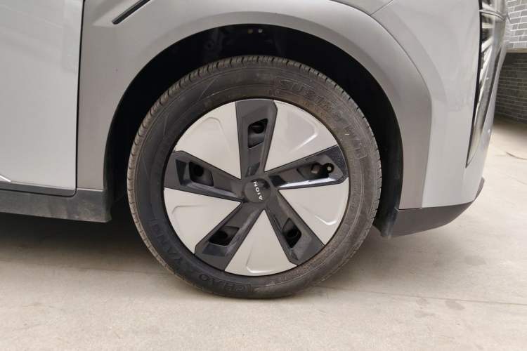 Used AION Y 2023 Y Business Edition Right Front Wheel Hub