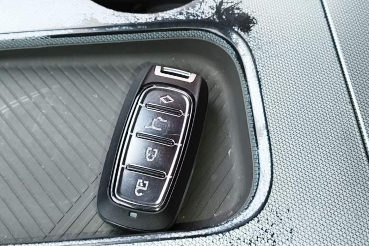 Used AION Y 2023 Younger Vehicle Key