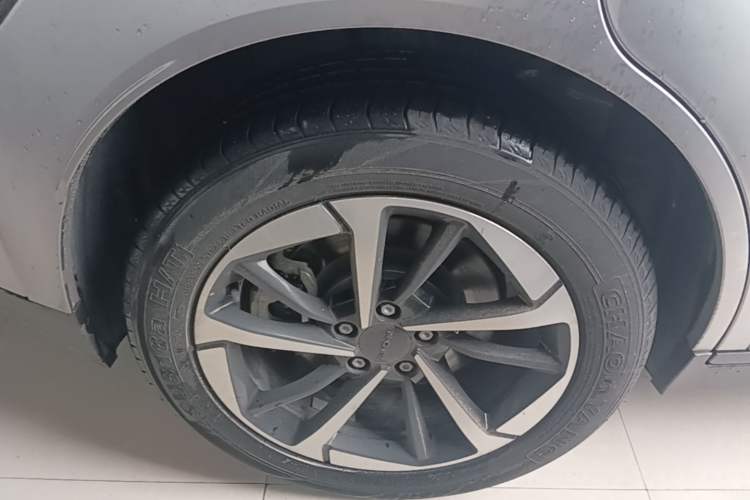 Used AION Y 2023 Younger Star Edition Right Rear Wheel Hub