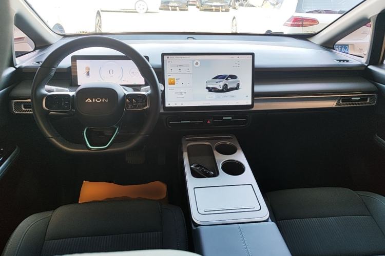 Used AION Y 2023 Plus 510 Enjoy Edition Center Console