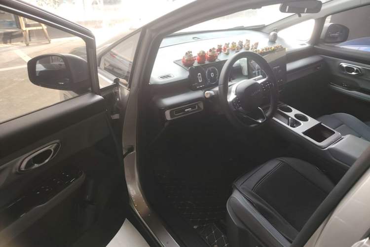 Used AION Y 2023 Plus 510 Enjoy Edition Driver Seat
