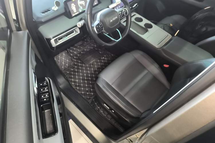 Used AION Y 2023 Plus 510 Smart Edition Driver Seat