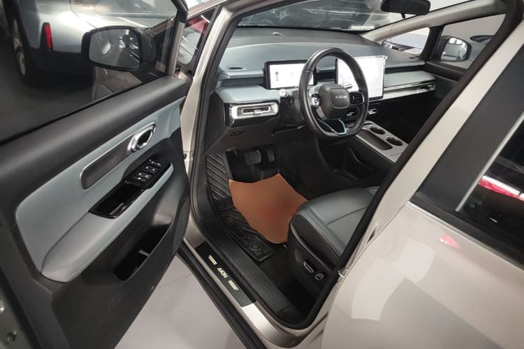 Used AION Y 2023 Younger Star Edition Driver Seat