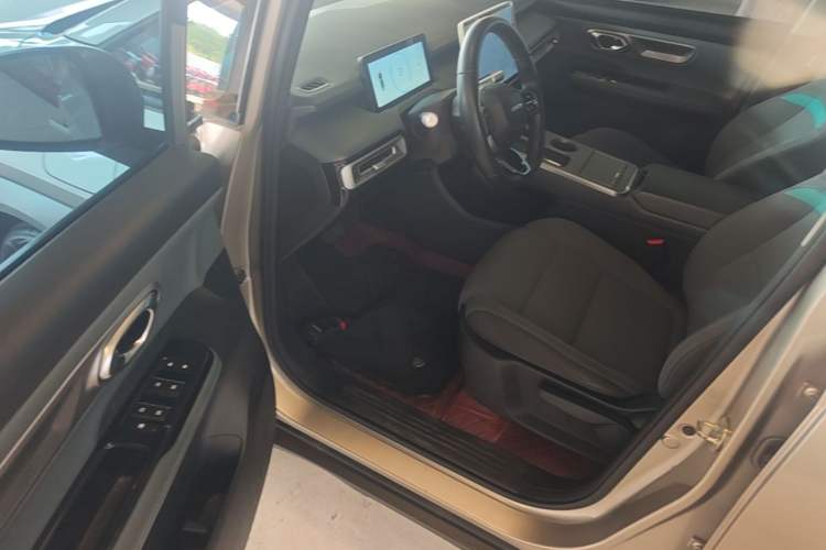 Used AION Y 2023 Younger Driver Seat