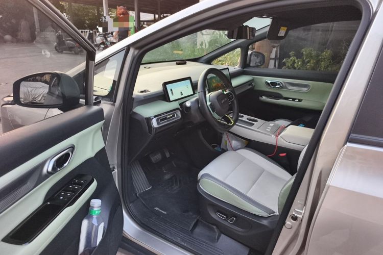 Used AION Y 2023 Plus 510 Smart Edition Driver Seat