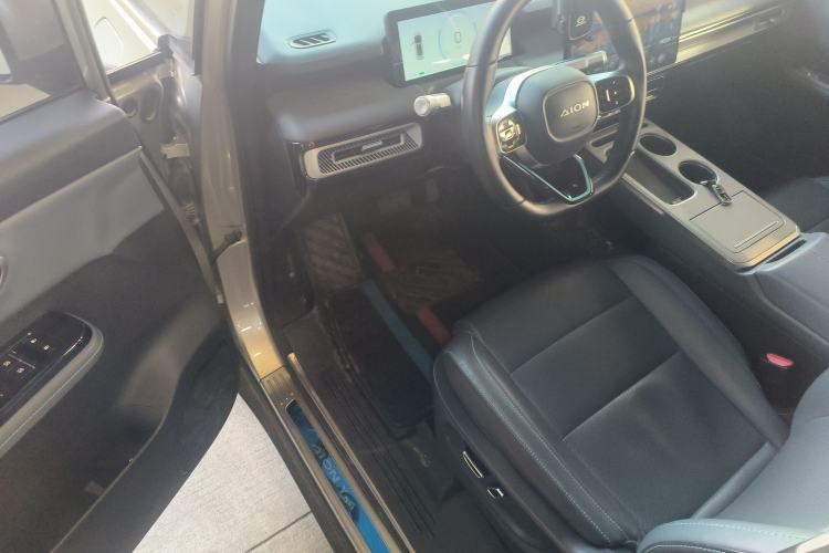 Used AION Y 2023 Plus 610 Smart Edition Ternary Lithium Driver Seat