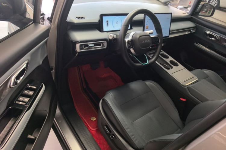 Used AION Y 2023 Plus 510 Smart Edition Driver Seat