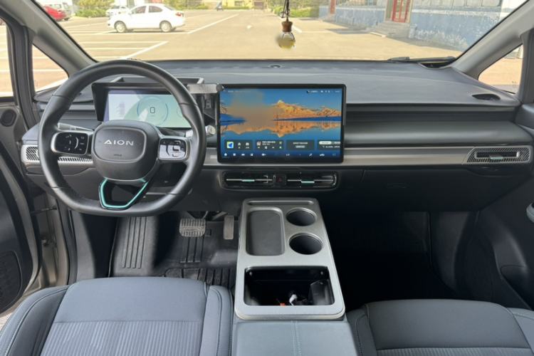 Used AION Y 2023 Younger Exterior 11