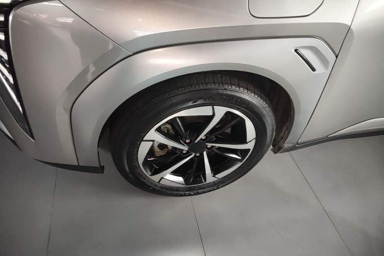 Used AION Y 2023 Younger Star Edition Exterior 4