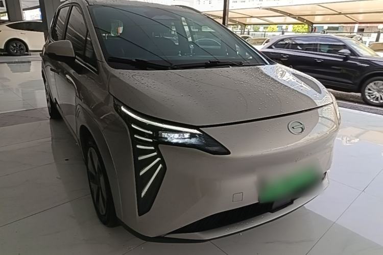 Used AION Y 2023 Plus 510 Enjoy Edition Front Right 45 Deg