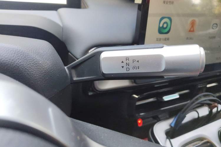 Used AION Y 2023 Plus 610 Enjoyment Edition Ternary Lithium Gear Lever