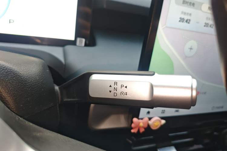 Used AION Y 2023 Plus 510 Smart Edition Gear Lever