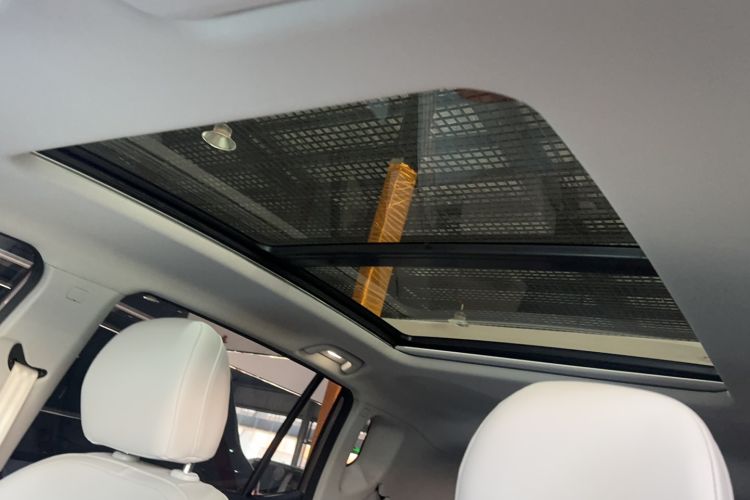 Used AION Y 2023 Plus 610 Smart Edition Ternary Lithium Headliner