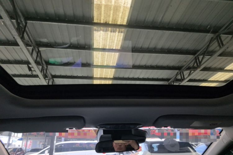 Used AION Y 2023 Plus 510 Smart Edition Headliner