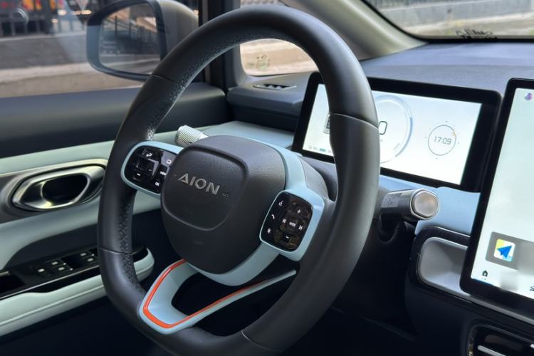 Used AION Y 2023 Plus 610 Smart Edition Ternary Lithium Interior 2