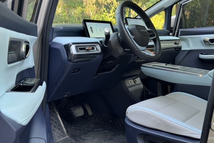Used AION Y 2023 Plus 610 Smart Edition Ternary Lithium Interior 6