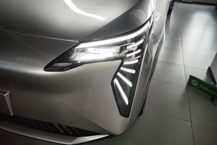 Used AION Y 2023 Younger Star Edition Left Front Headlight