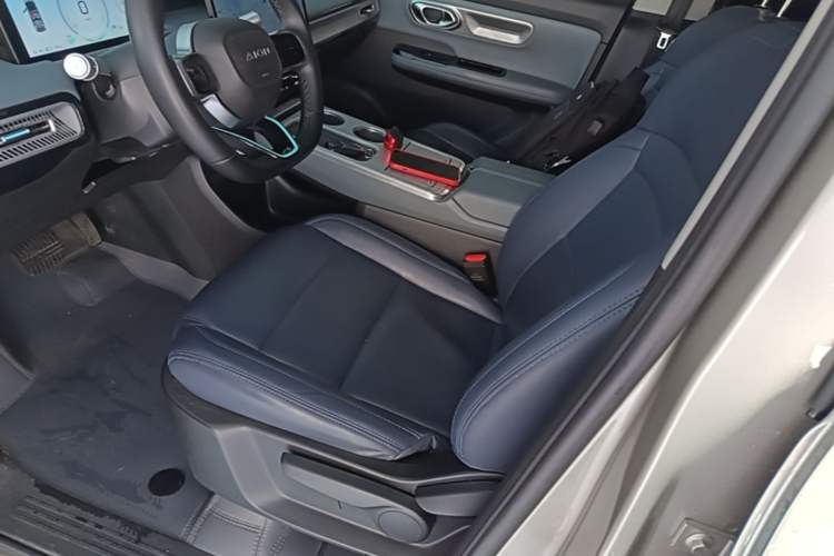 Used AION Y 2023 Plus 510 Enjoy Edition Left Front Seat