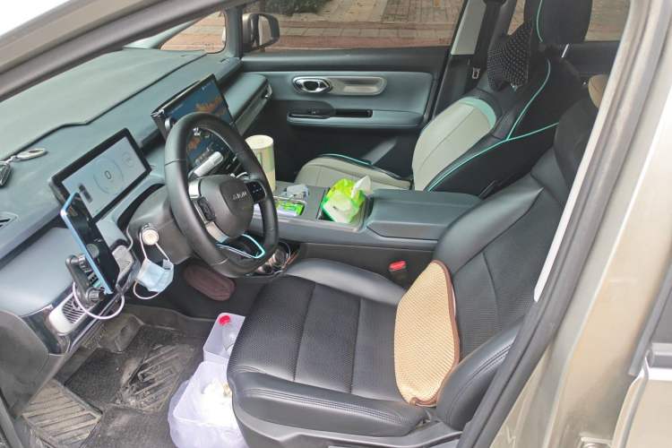 Used AION Y 2023 Plus 510 Enjoy Edition Left Front Seat