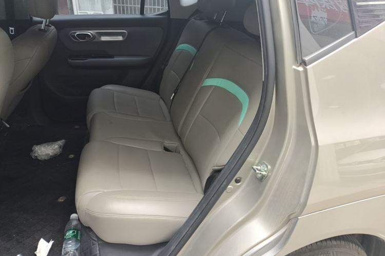 Used AION Y 2023 Younger Left Rear Seat